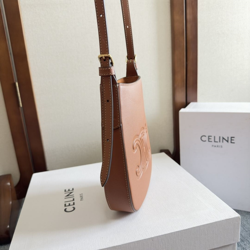 Ce1i*e satchel bags